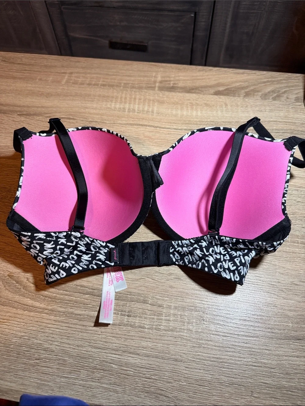 PINK Victoria's Secret Black & White Logo Bra Size 32DDD Wear Everywhere Bra 058